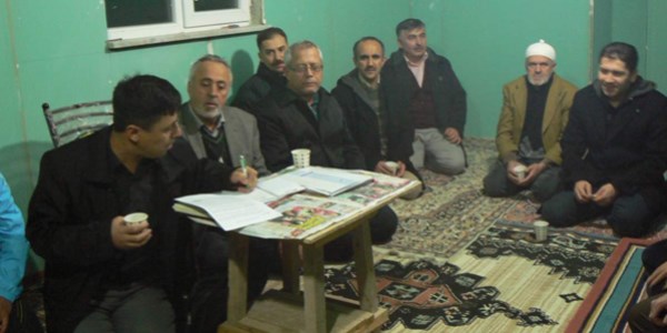 Yeşilkent mahallesi yeni bir cami için kolları sıvadı