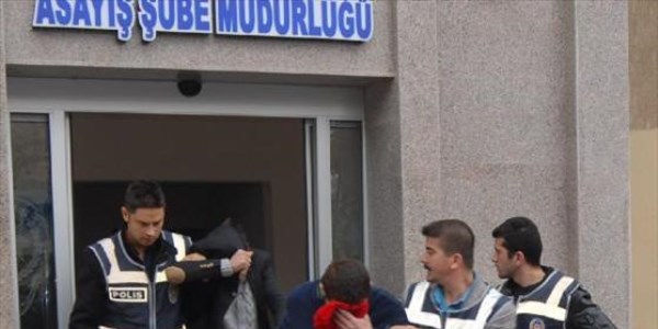 Suriyelilerin kız kavgası: 1 ölü, 1 yaralı