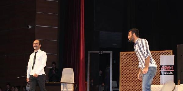 Diyarbakır'lı stand-upçı Miraç'a, BKM oyuncusu Yıldız'dan destek