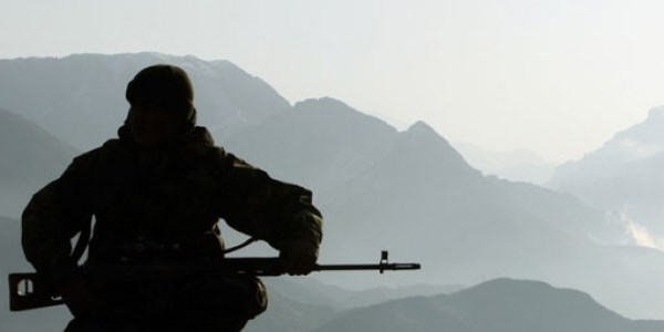 Krkaa'ta asker intihar etti