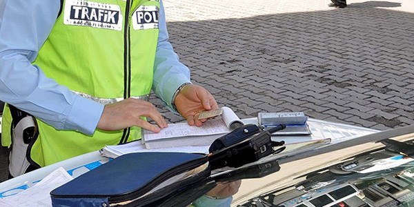 Trafik cezalarında geç yapılan tebligat iptal nedeni sayılamaz