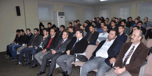 TÜMSİAD Genel Başkanı Dr. Hasan Sert öğrencilere girişimciliği anlattı