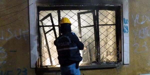 92 yaşındaki şahıs yangında öldü
