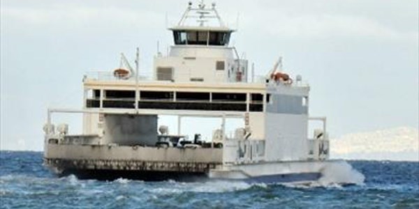 Yalova'da seferler fırtınaya rağmen sürüyor