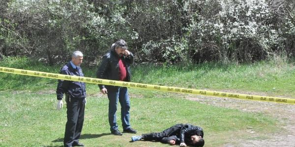 Piknik alan�nda cinayetin san�klar�ndan 2'sine ceza, 3'�ne beraat