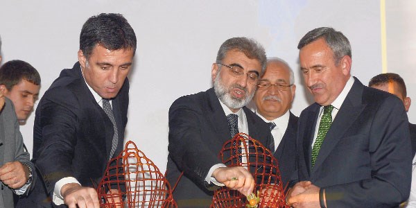 Dev güneş santralı yolda