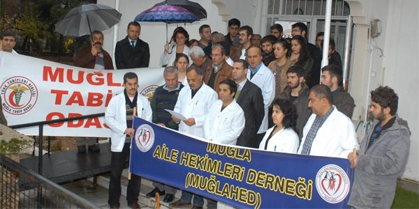 Aile hekimlerinden 'acilde nöbet'e tepki