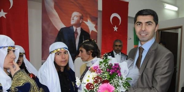 Vali vekili, engelli öğrencilerle bir araya geldi