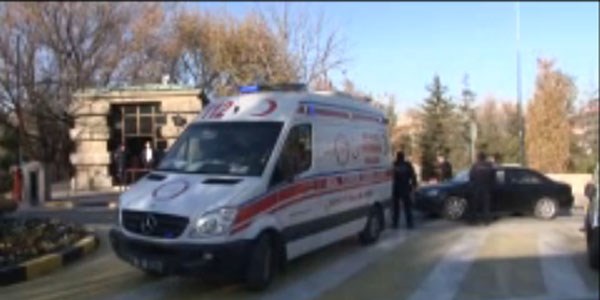 Meclis'te bombal� eylem alarm�