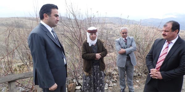 Evi yanan vatandaşa, devlet el uzattı