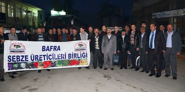 Bafralı çiftçiler Antalya'da