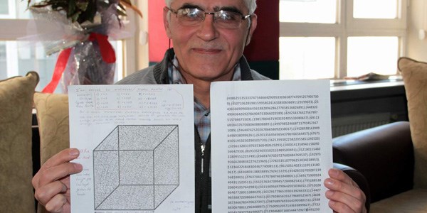 Matematik öğretmeni öyle birşey buldiki; 'Bu sayıları kainat almıyor