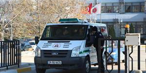 İki kardeşin cenazesi adli tıp kurumu'ndan alındı