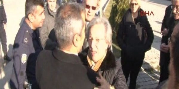 Şehit annesinden polis müdürüne şefkat tokadı
