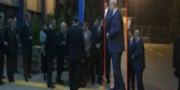Bakan kavgası, polisi açığa aldırdı