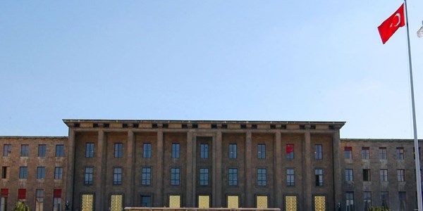 Bütçe görüşmelerinde TBMM'ye ziyaretçi alınmayacak
