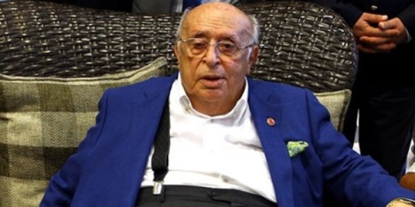Süleyman Demirel hastanede