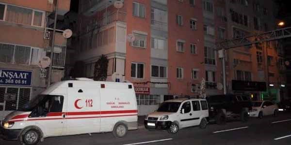 �zmir'de s�r intihar