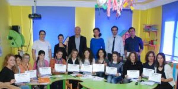 Optimed Hastanesi'nden miniklere ilk yard�m e�itimi