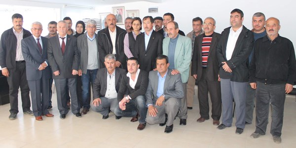MHP'de toplu istifa