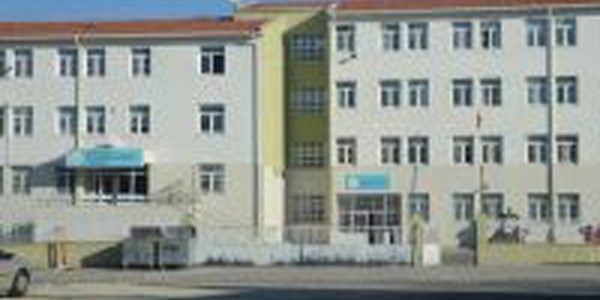 Okul tuvaletinde elektrik çarptı