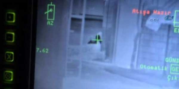 ��te silahl� g�stericinin vurulma an�/ Video