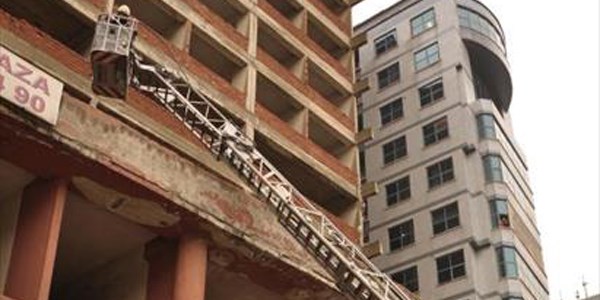 ��sizlik y�z�nden intihara kalk��t�