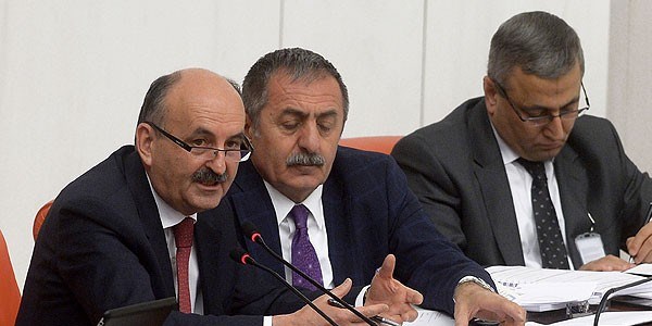 Müezzinoğlu: Hekimlik görevini engelleyecek düzenleme yok