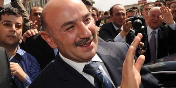 Turgut Alt�nok, yar�n adayl���n� ilan edecek