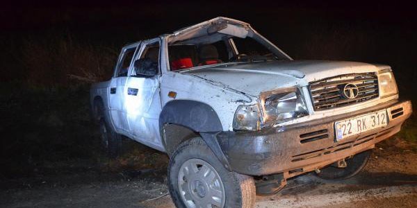 Takla atan kamyonetin sürücüsü öldü