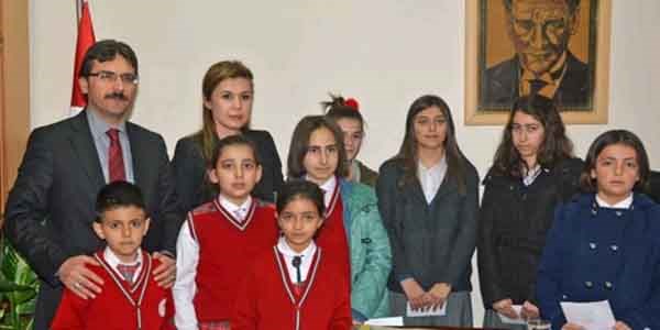 Gümüşhane'de öğrenciler ödüllendirildi