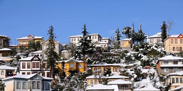 Kar yağışı güzellikleri de ortaya çıkardı