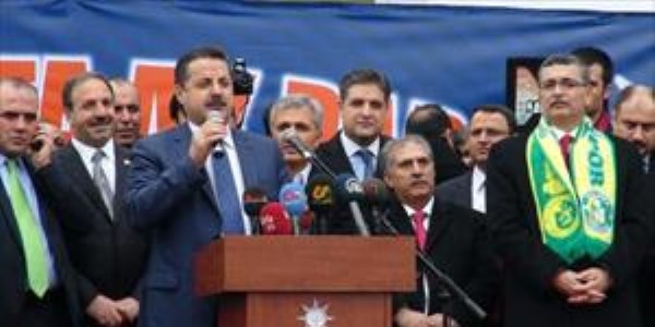 Bakan Faruk Çelik'ten Hilvan'a müjde