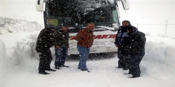 ��rnak'ta mahsur kalan 70 ki�i kurtar�ld�