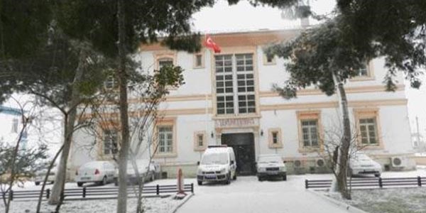 Erdek k�ylerinde okullara kar tatili
