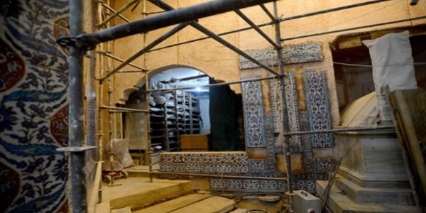Eyüp Sultan Türbesi Nisan ayında ziyarete açılacak