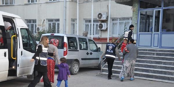 Uyuşturucu şüphelileri, çocuklarıyla cezaevine konuldu