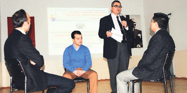 Öğrenciler arabulucu olacak