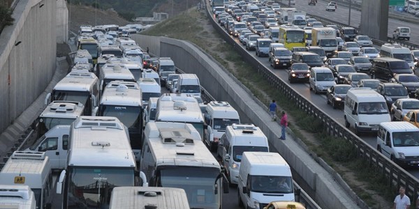 Trafikte bu saatlere dikkat!