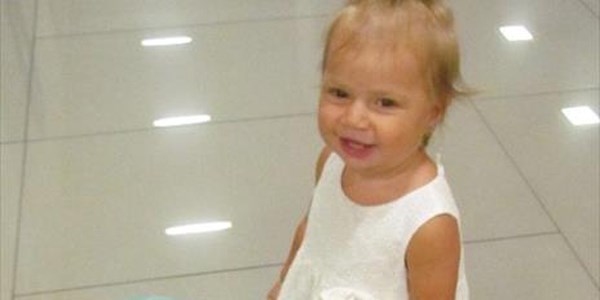 Minik sinem doktorunu ziyaret etti