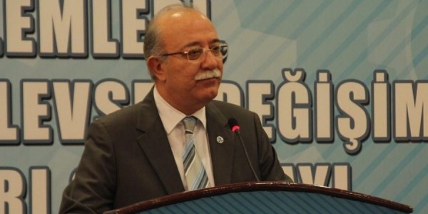 Kamu-Sen, akademisyenler i�in eylem yapacak