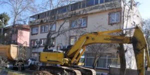 Ayvac�k'ta kanalizasyon �al��malar�