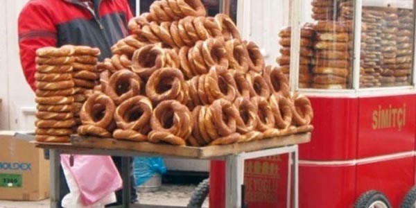 İzmir'de ekmek ve simide zam