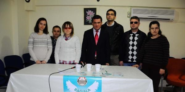 Görme engellilerden örnek davranış