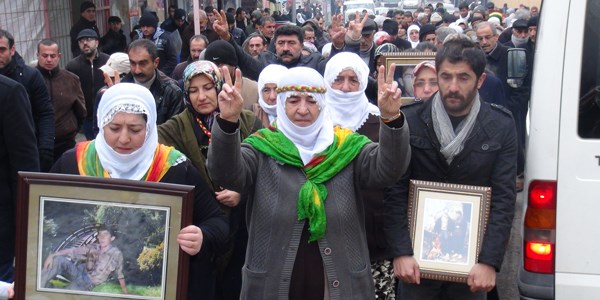 Silvan'da Öldürülen PKK'lılar İçin Yürüyüş Düzenlendi