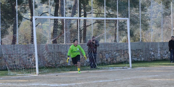 Kocadon kalede profosyonel kalecilere ta� ��kartt�