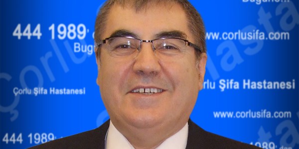 Bebekken düşerek felç geçiren 73 yaşındaki 4 çocuk babasına başarılı operasyon