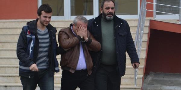 Sahte kimlikle kredi çeken 2 kişi yakalandı
