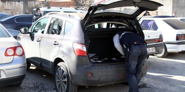 Tartıştığı arkadaşının cipini kurşunladı