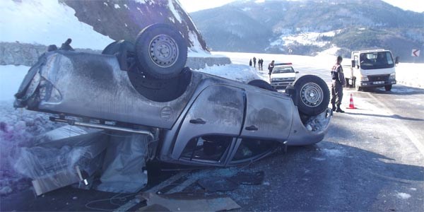 30 metre takla atan ara�tan yara almadan kurtuldu